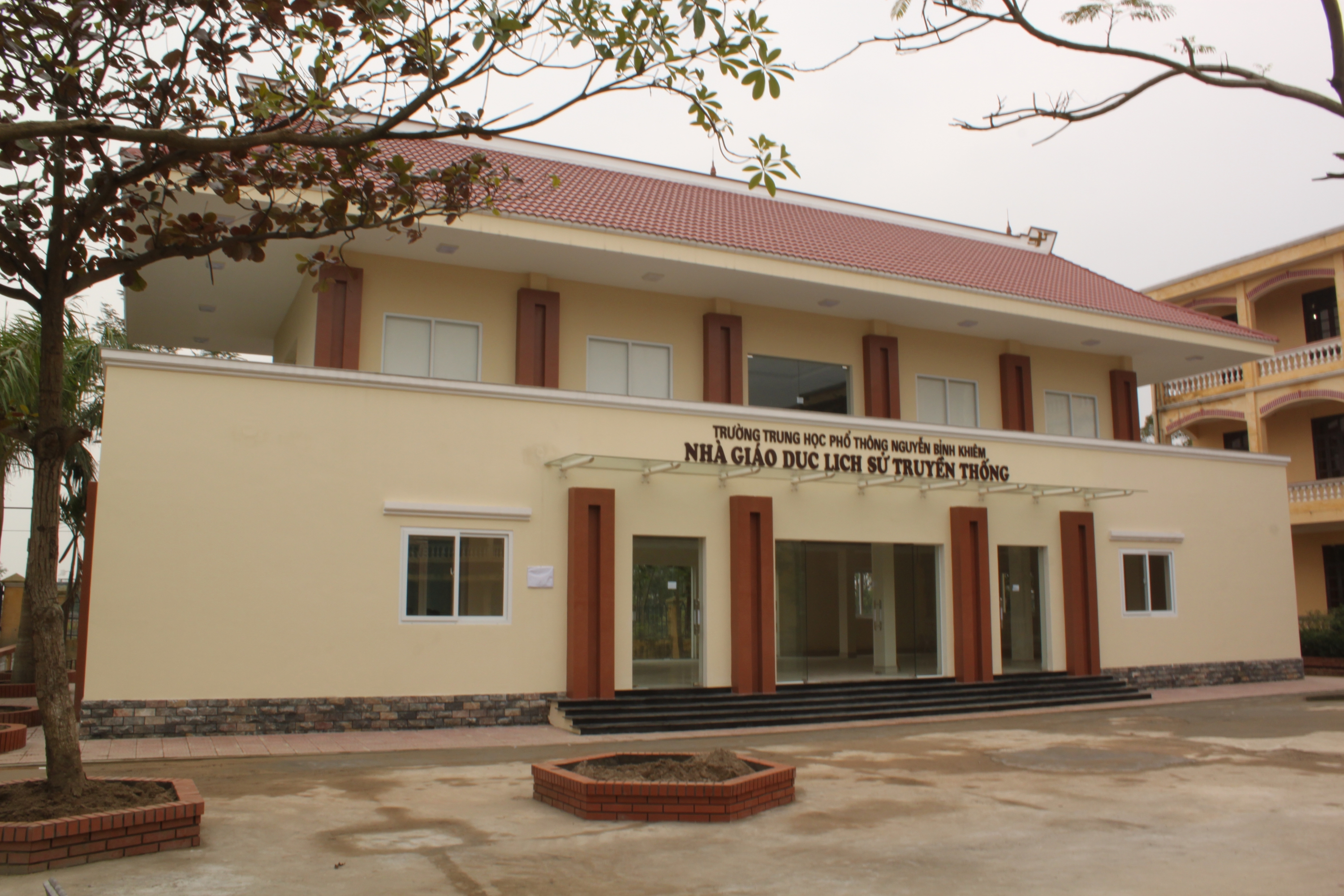 Xây dựng Nhà truyền thống - Trường THPT Nguyễn Bỉnh Khiêm, Vĩnh Bảo, Hải Phòng